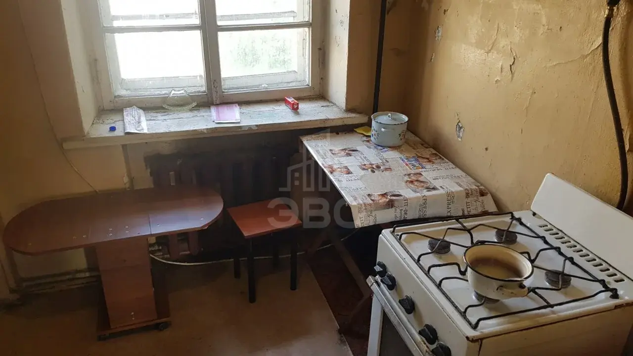 комната в Санкт-Петербурге по адресу: Оборонная ул., 7