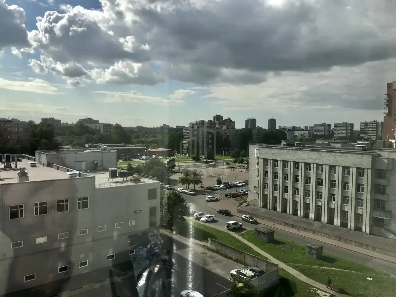 однокомнатная квартира в Санкт-Петербурге по адресу: Славы проспект, 52, к 1