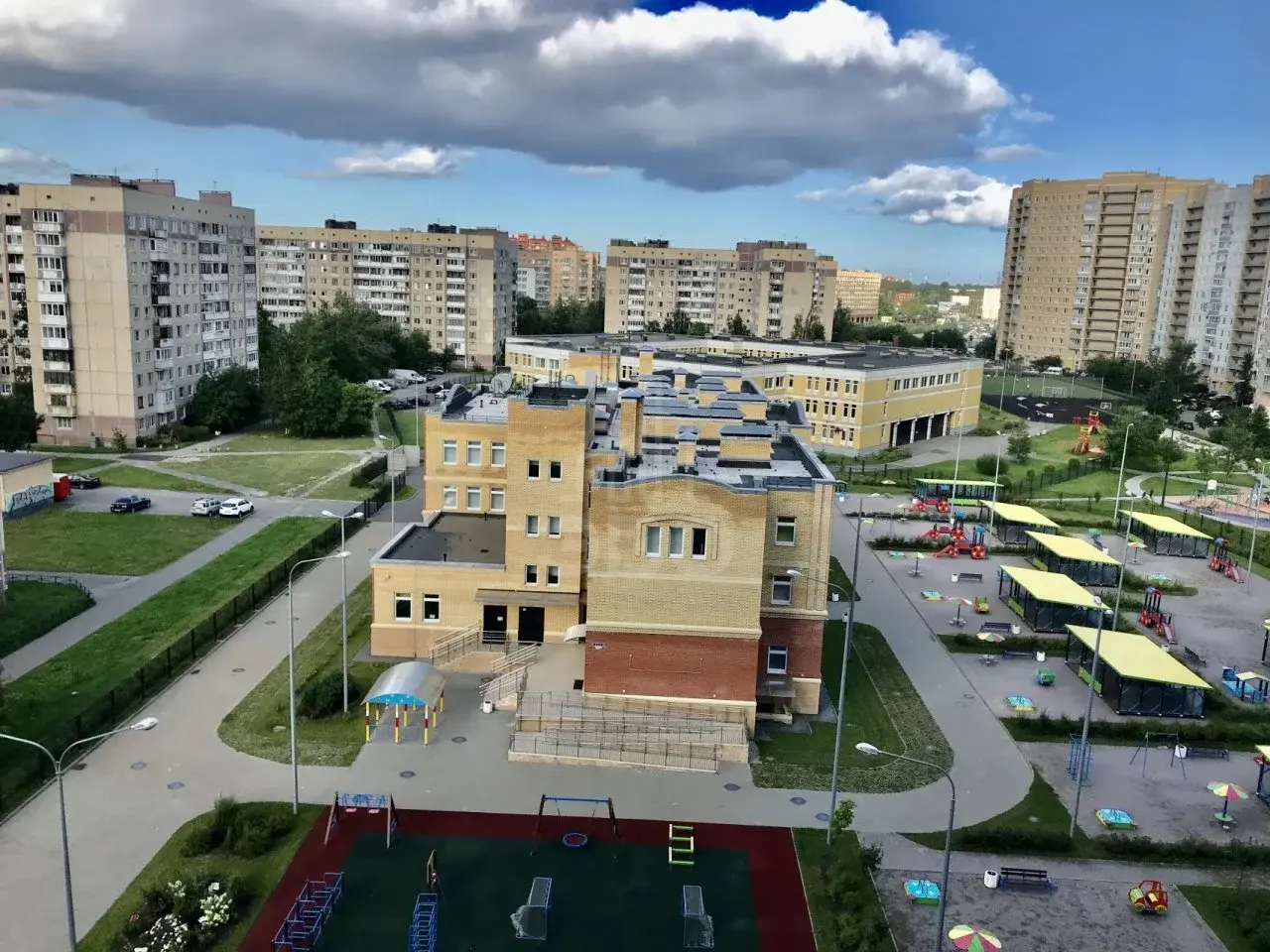 однокомнатная квартира в Санкт-Петербурге по адресу: Славы проспект, 52, к 1