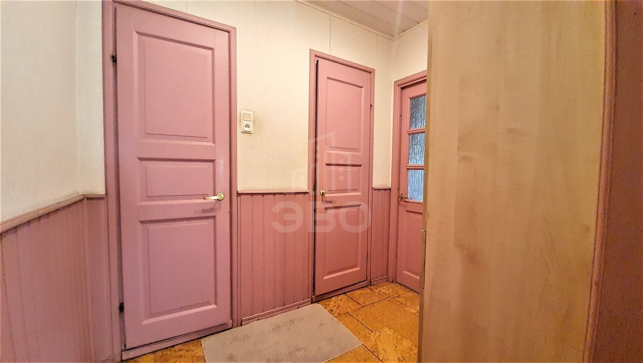 трехкомнатная квартира в Санкт-Петербурге по адресу: Комендантский проспект, 20, к 2