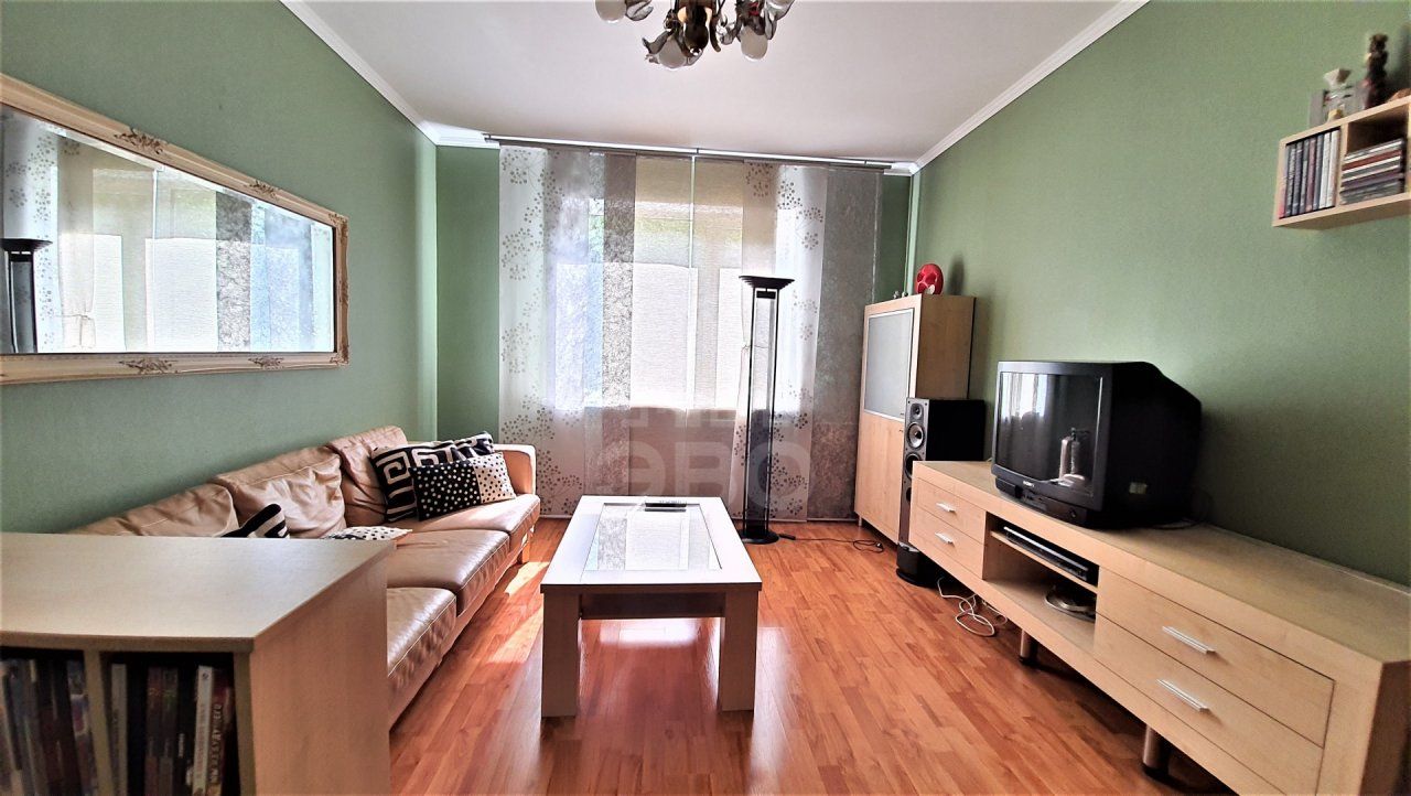 трехкомнатная квартира в Санкт-Петербурге по адресу: Комендантский проспект, 20, к 2