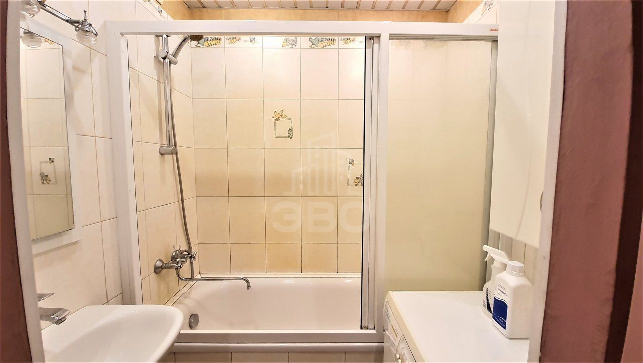 трехкомнатная квартира в Санкт-Петербурге по адресу: Комендантский проспект, 20, к 2