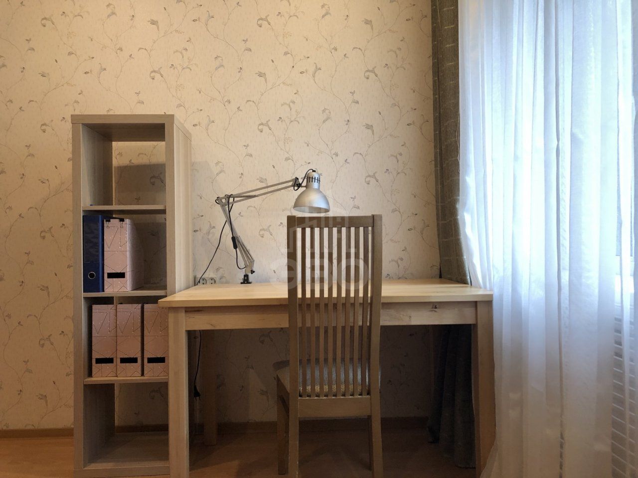 трехкомнатная квартира в Санкт-Петербурге по адресу: Карпинского ул., 27, к 2