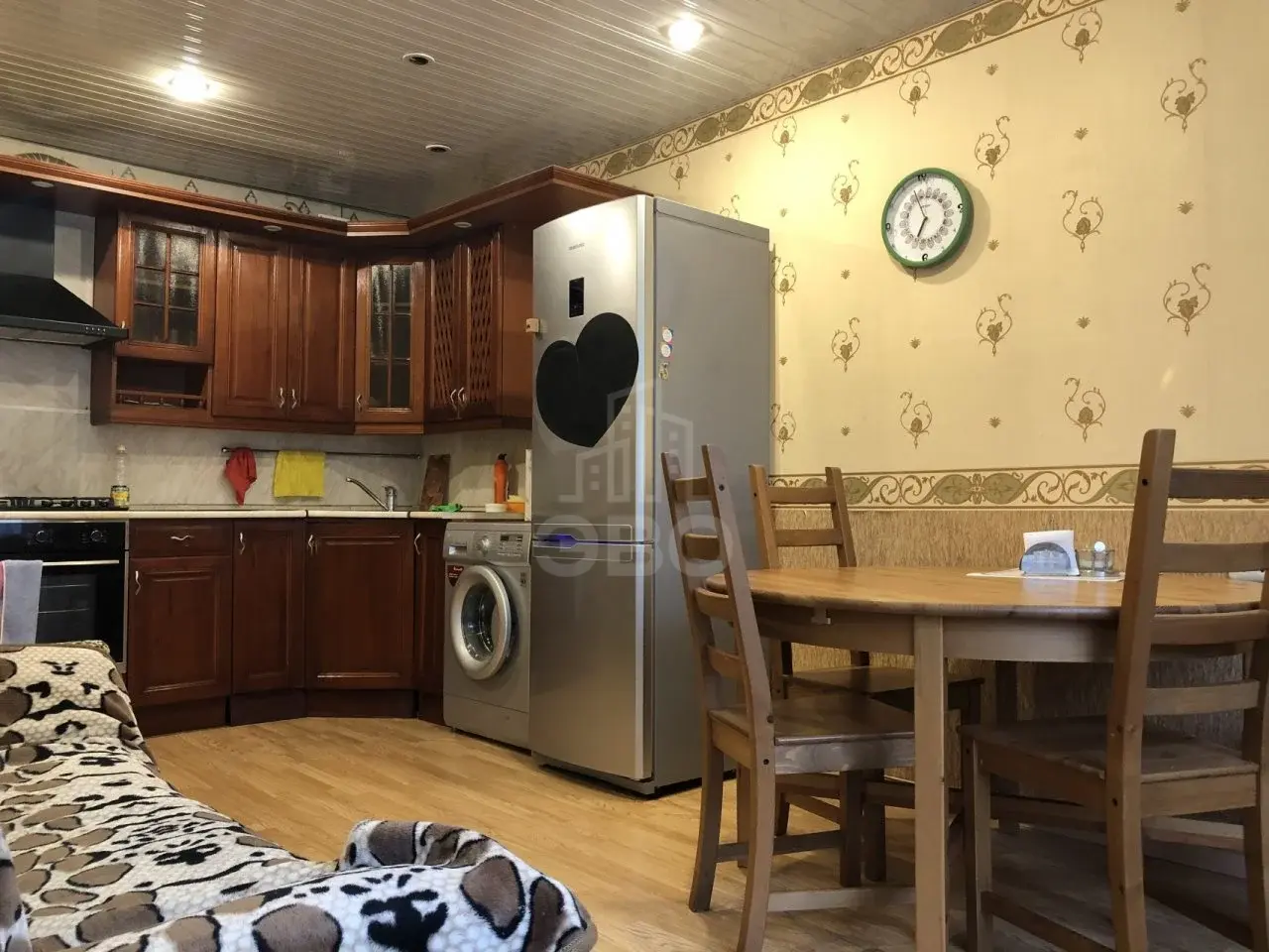 трехкомнатная квартира в Санкт-Петербурге по адресу: Карпинского ул., 27, к 2