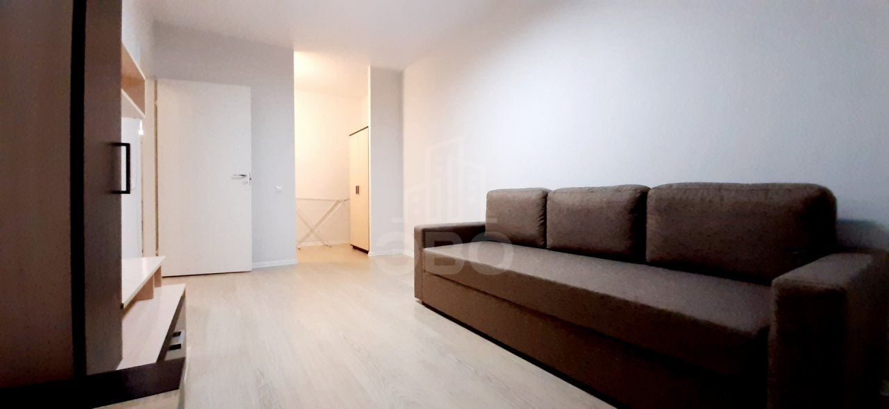 однокомнатная квартира в Санкт-Петербурге по адресу: Парфеновская ул., 5, к 1