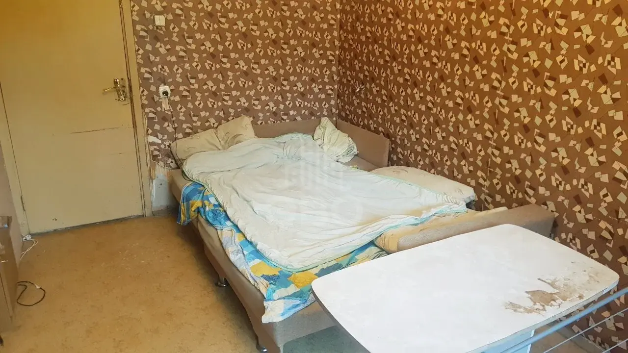 комната в Санкт-Петербурге по адресу: Десантников ул., 12, к 1