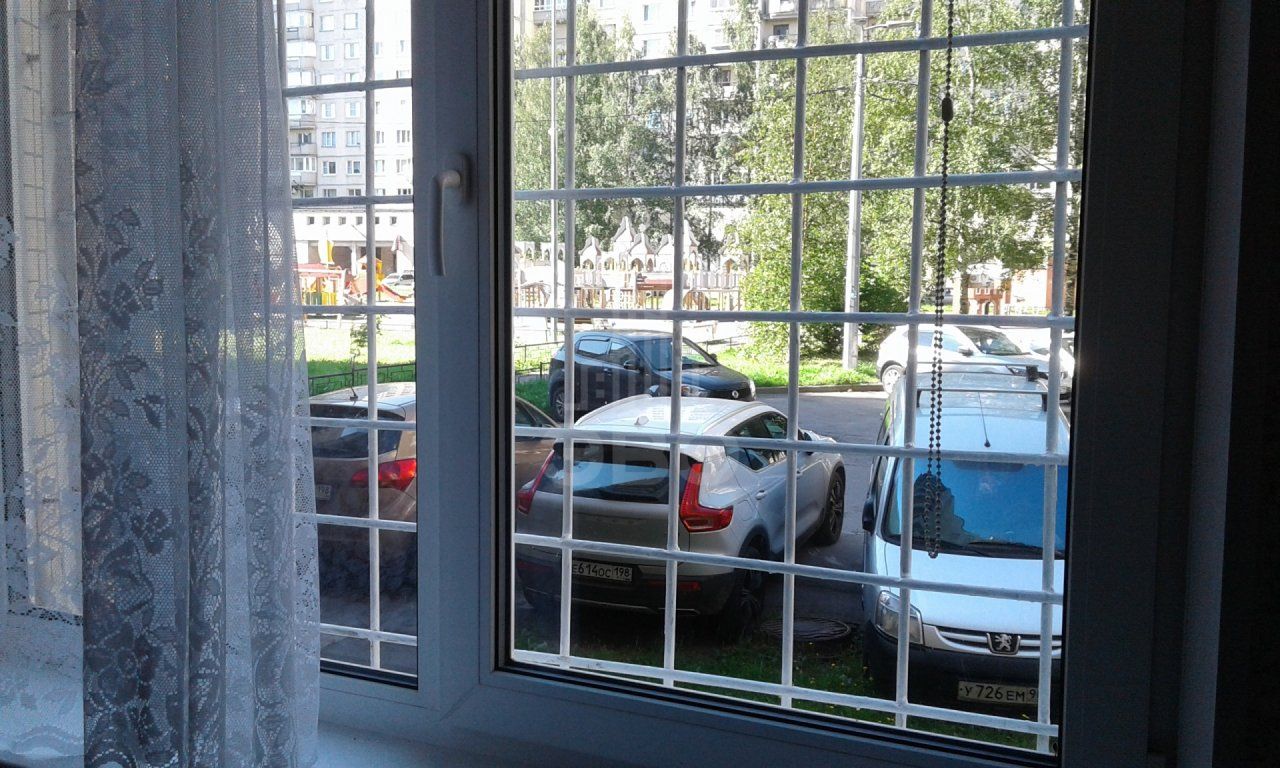 комната в Санкт-Петербурге по адресу: Коллонтай ул., 23, к 2