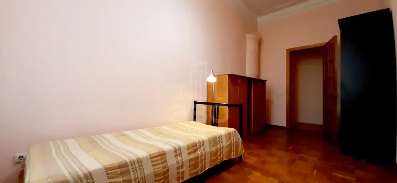 трехкомнатная квартира в Санкт-Петербурге по адресу: Реки Фонтанки наб., 96