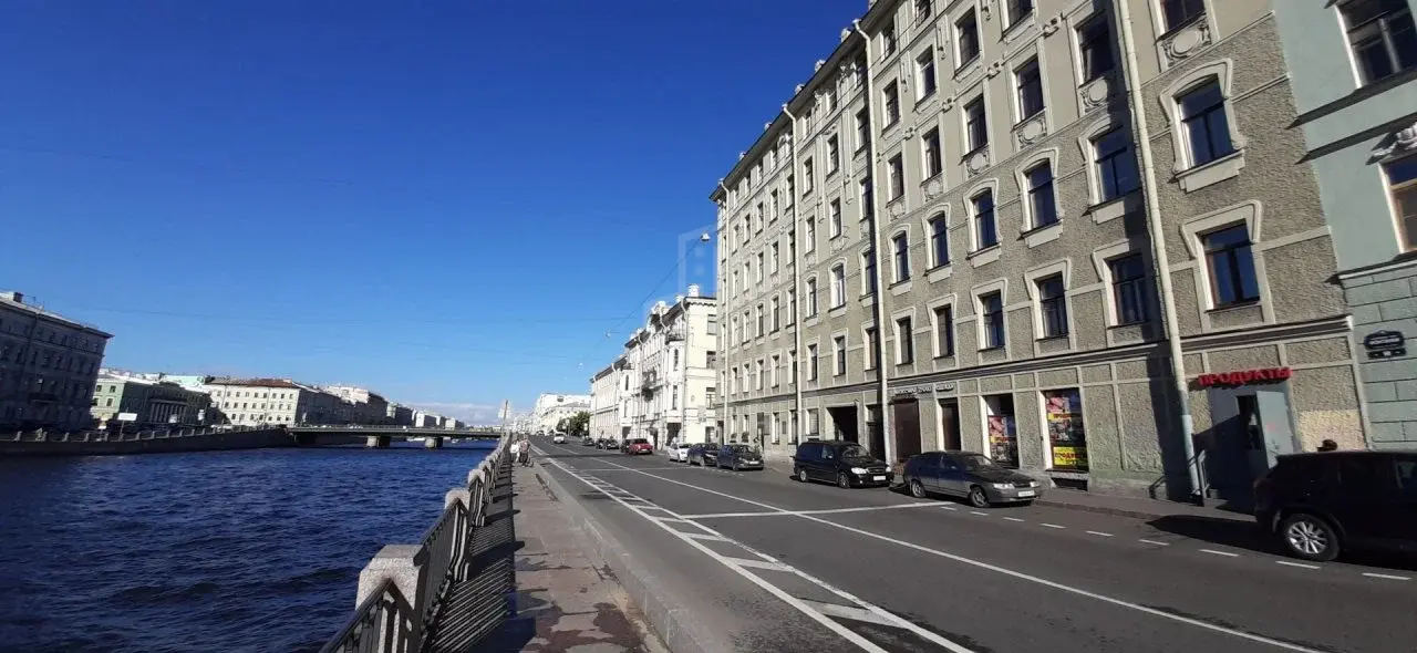 трехкомнатная квартира в Санкт-Петербурге по адресу: Реки Фонтанки наб., 96