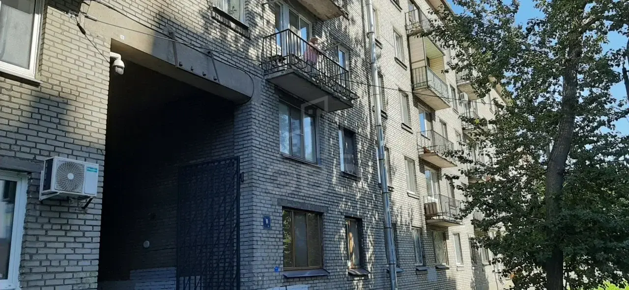 двухкомнатная квартира в Санкт-Петербурге по адресу: Декабристов пер., 8