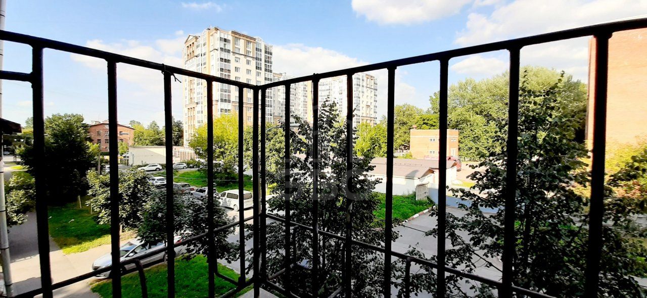 двухкомнатная квартира в Санкт-Петербурге по адресу: Декабристов пер., 8