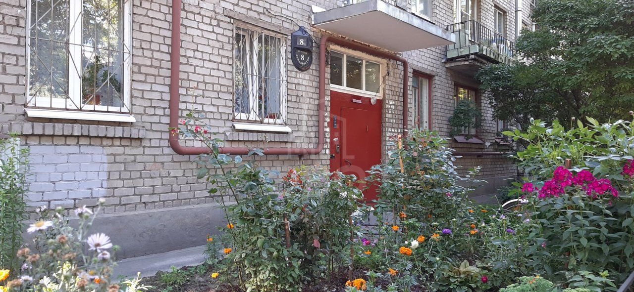 двухкомнатная квартира в Санкт-Петербурге по адресу: Декабристов пер., 8