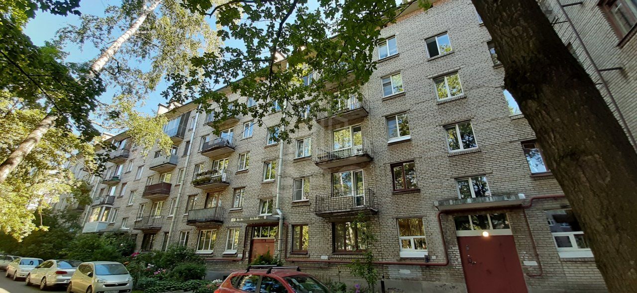 двухкомнатная квартира в Санкт-Петербурге по адресу: Декабристов пер., 8