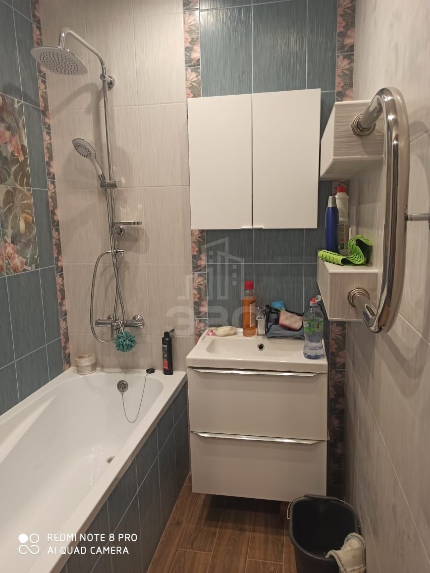 двухкомнатная квартира в Санкт-Петербурге по адресу: Ростовская  ул., 23