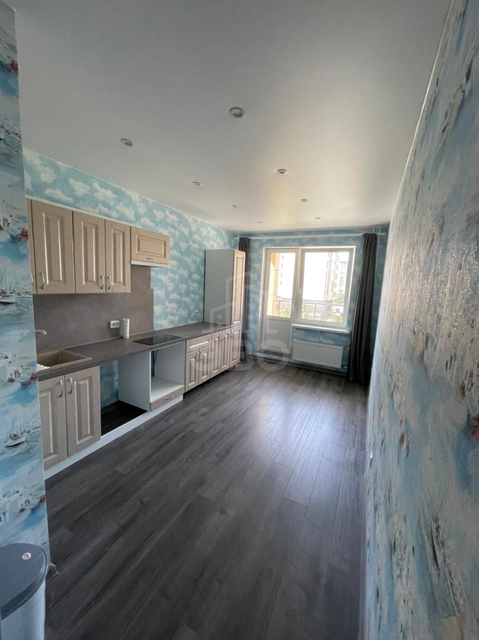 двухкомнатная квартира в Санкт-Петербурге по адресу: Ростовская  ул., 23