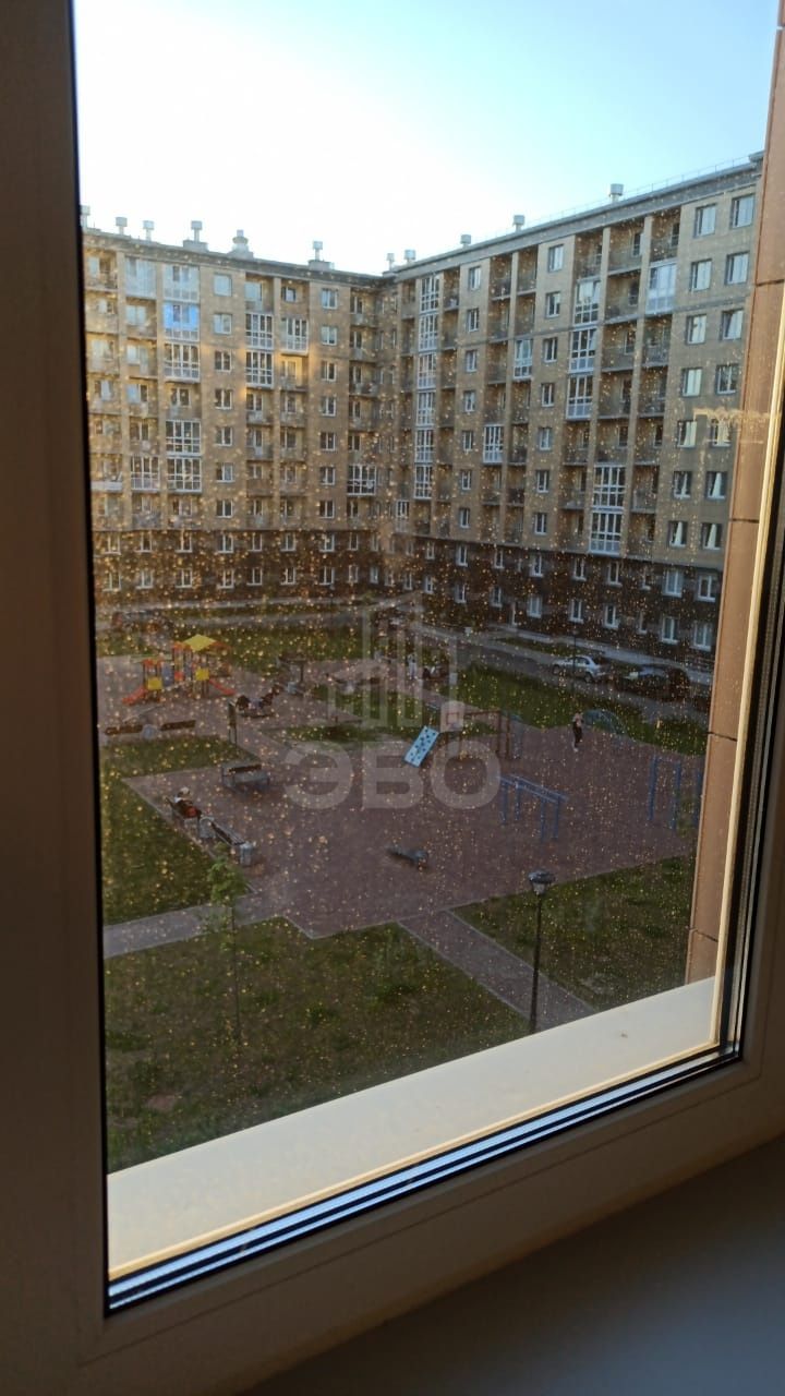 двухкомнатная квартира в Санкт-Петербурге по адресу: Ростовская  ул., 23