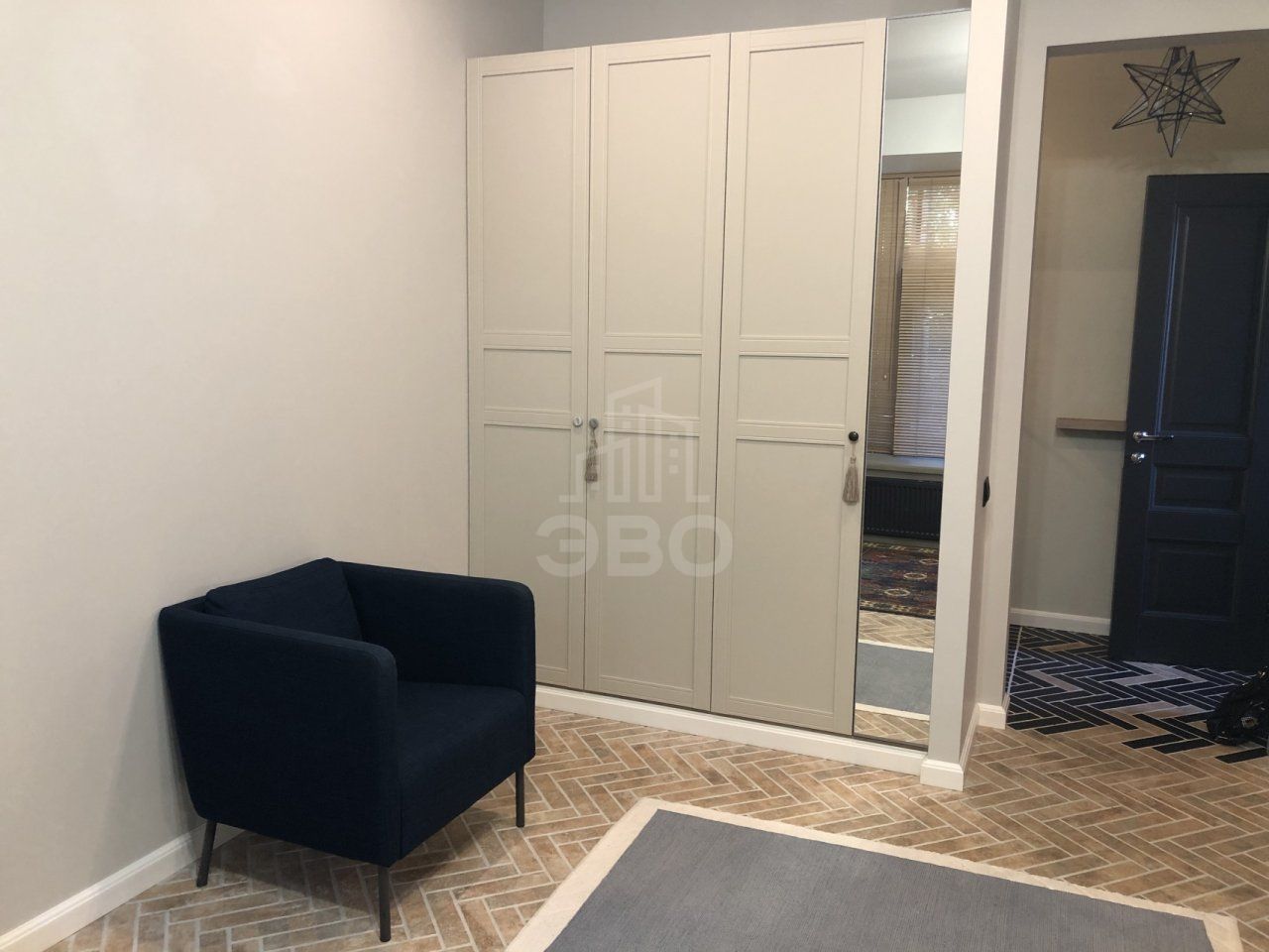 однокомнатная квартира в Санкт-Петербурге по адресу: Большая Монетная ул., 22