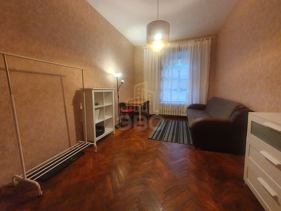 комната в Санкт-Петербурге по адресу: Рылеева ул., 5