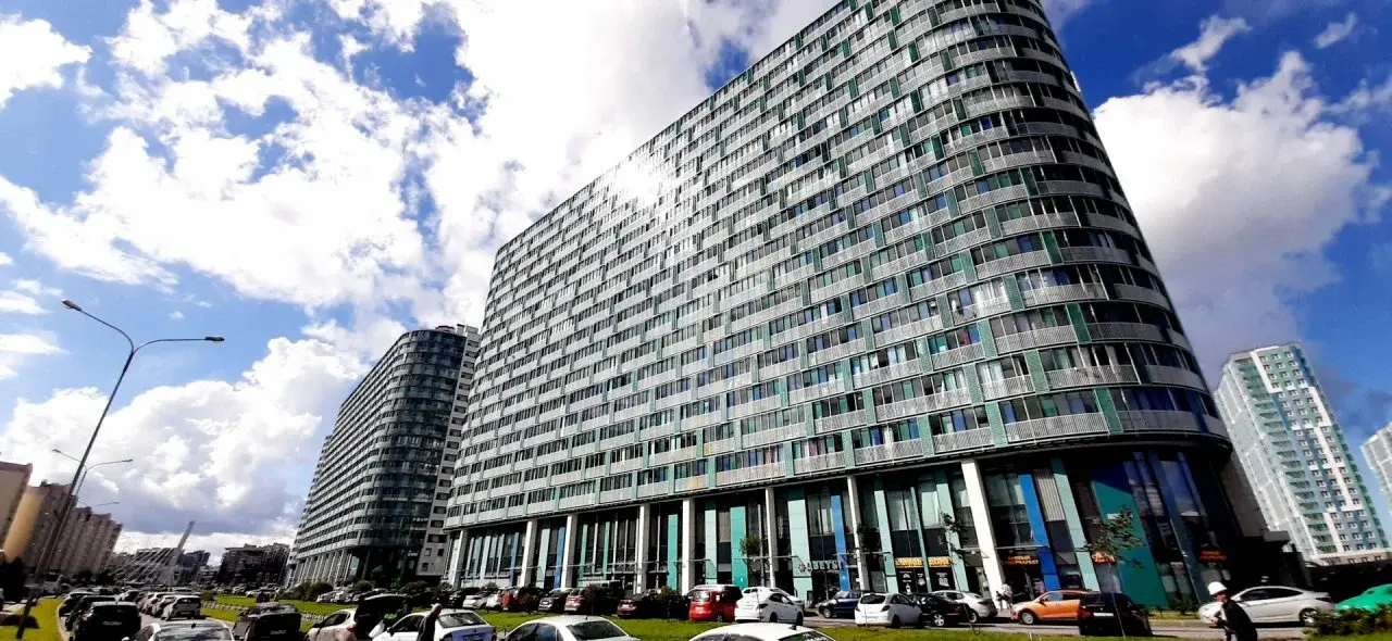 однокомнатная квартира в Санкт-Петербурге по адресу: Героев проспект, 23