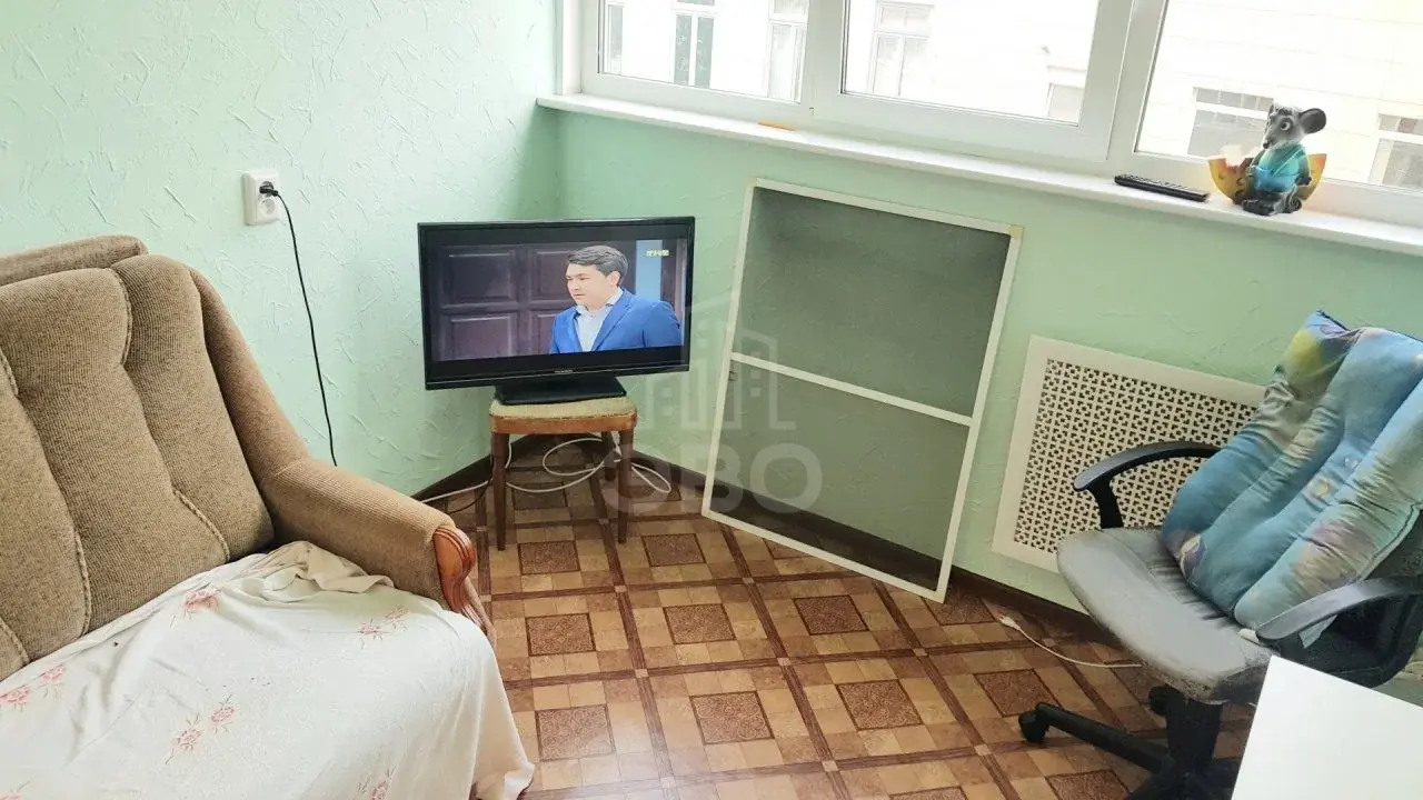 трехкомнатная квартира в Санкт-Петербурге по адресу: Наличная ул., 49