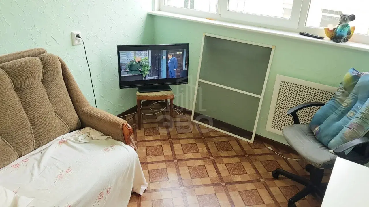 трехкомнатная квартира в Санкт-Петербурге по адресу: Наличная ул., 49