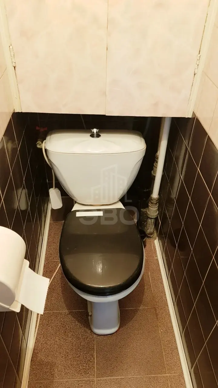 трехкомнатная квартира в Санкт-Петербурге по адресу: Наличная ул., 49