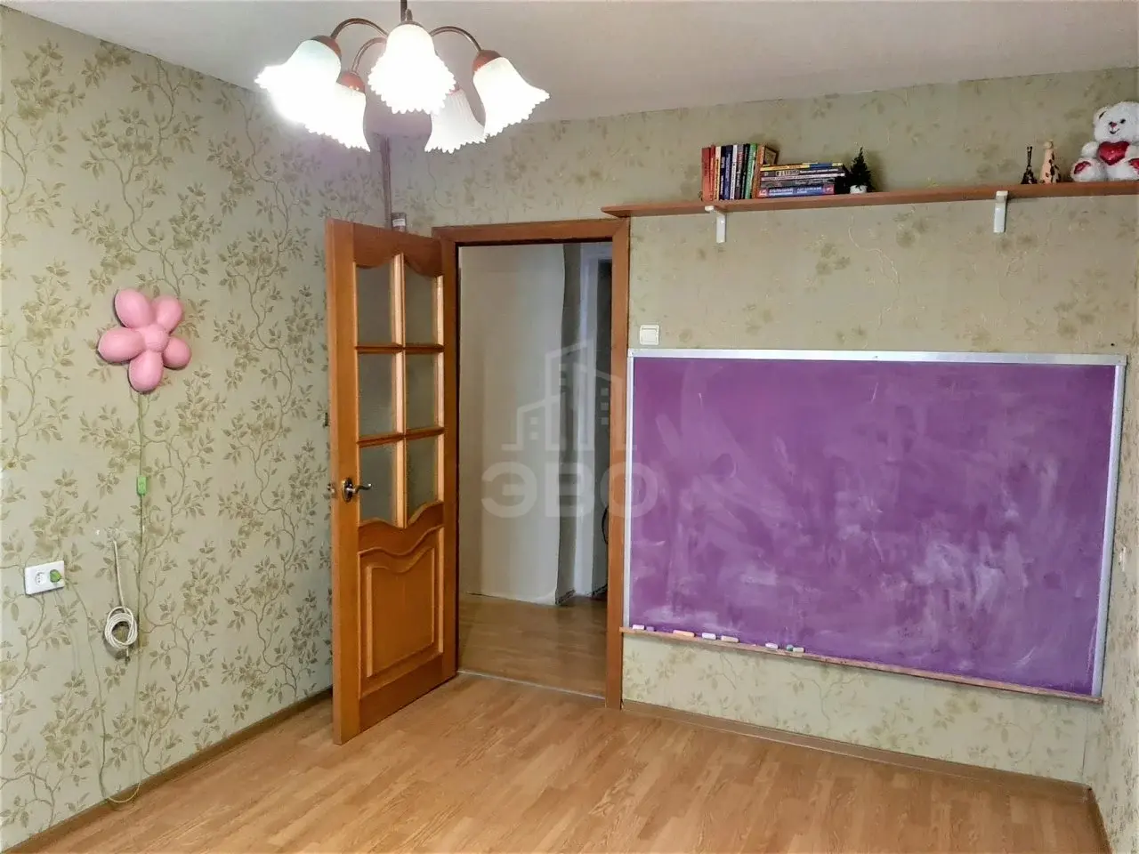 двухкомнатная квартира в Санкт-Петербурге по адресу: Карпинского ул., 27, к 2