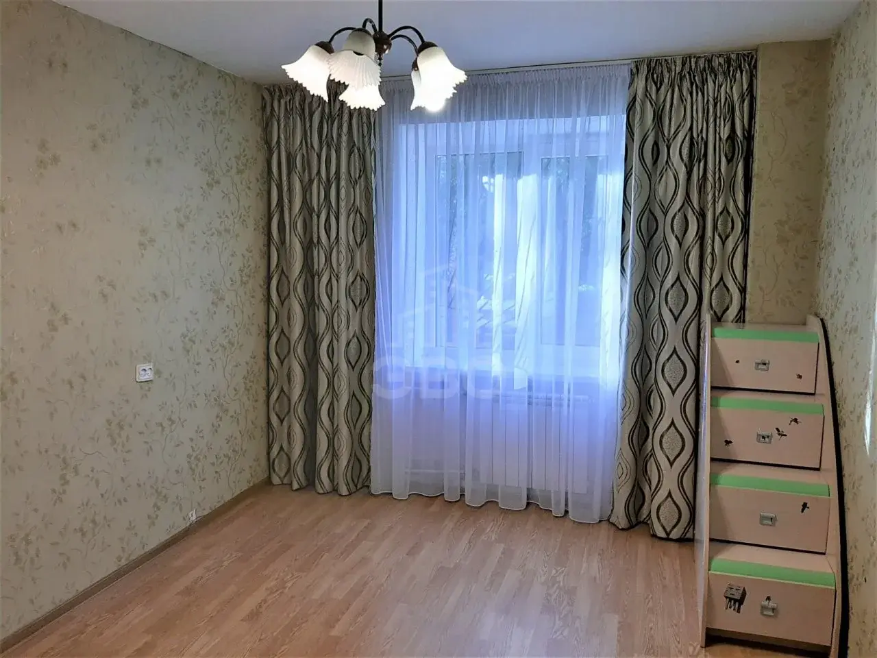 двухкомнатная квартира в Санкт-Петербурге по адресу: Карпинского ул., 27, к 2