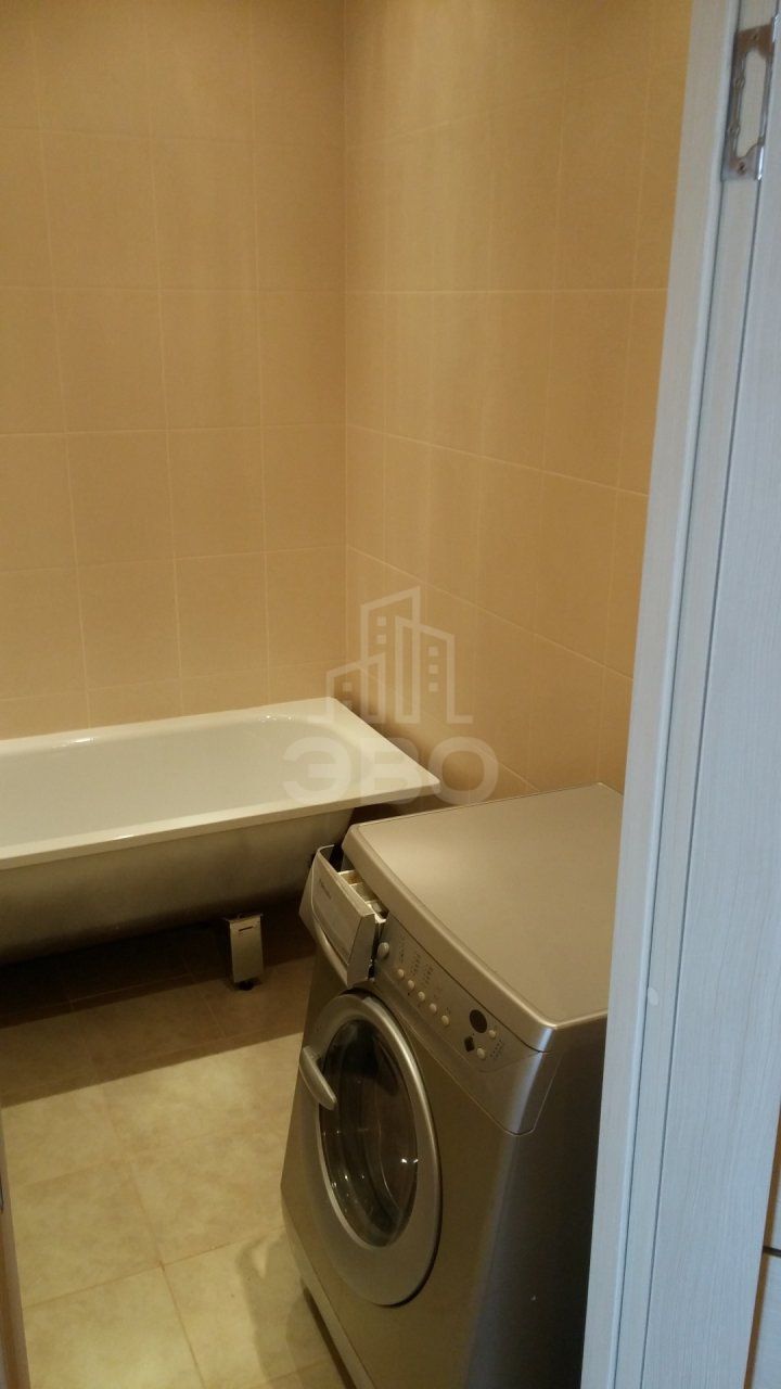 однокомнатная квартира в Санкт-Петербурге по адресу: Русановская ул., 17, к 4