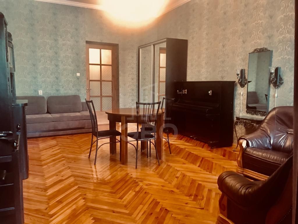 двухкомнатная квартира в Санкт-Петербурге по адресу: Коломенская ул., 1/15