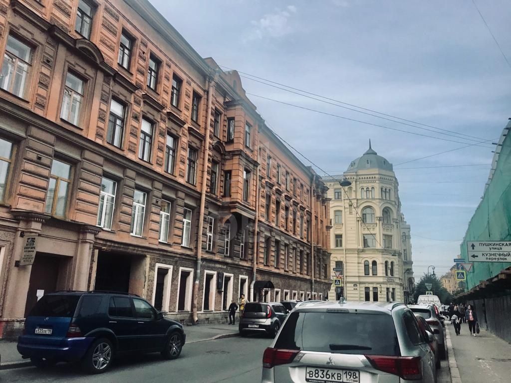 двухкомнатная квартира в Санкт-Петербурге по адресу: Коломенская ул., 1/15