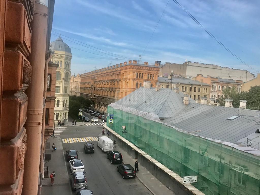 двухкомнатная квартира в Санкт-Петербурге по адресу: Коломенская ул., 1/15