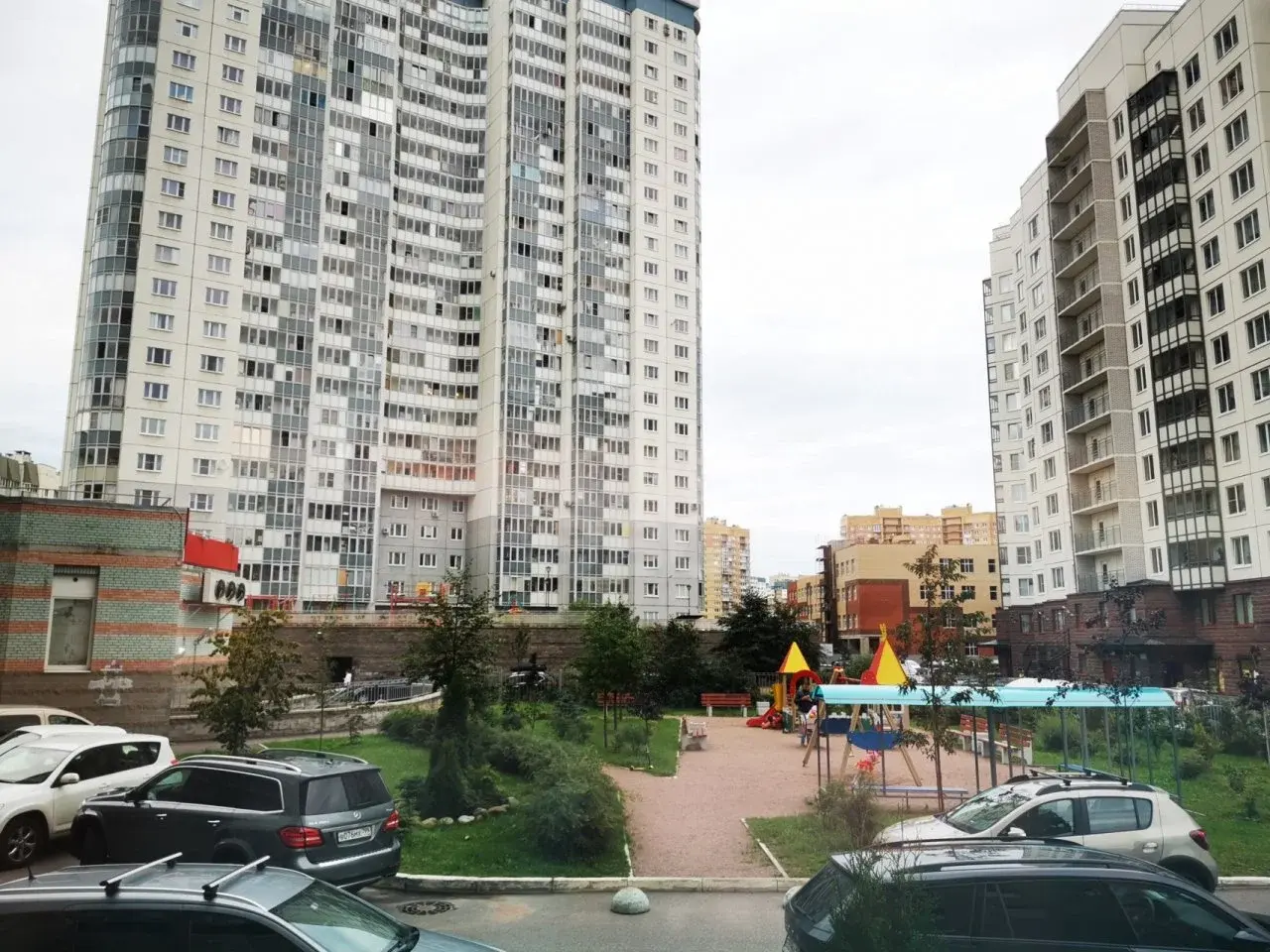 однокомнатная квартира в Санкт-Петербурге по адресу: Оптиков ул., 47, к 1