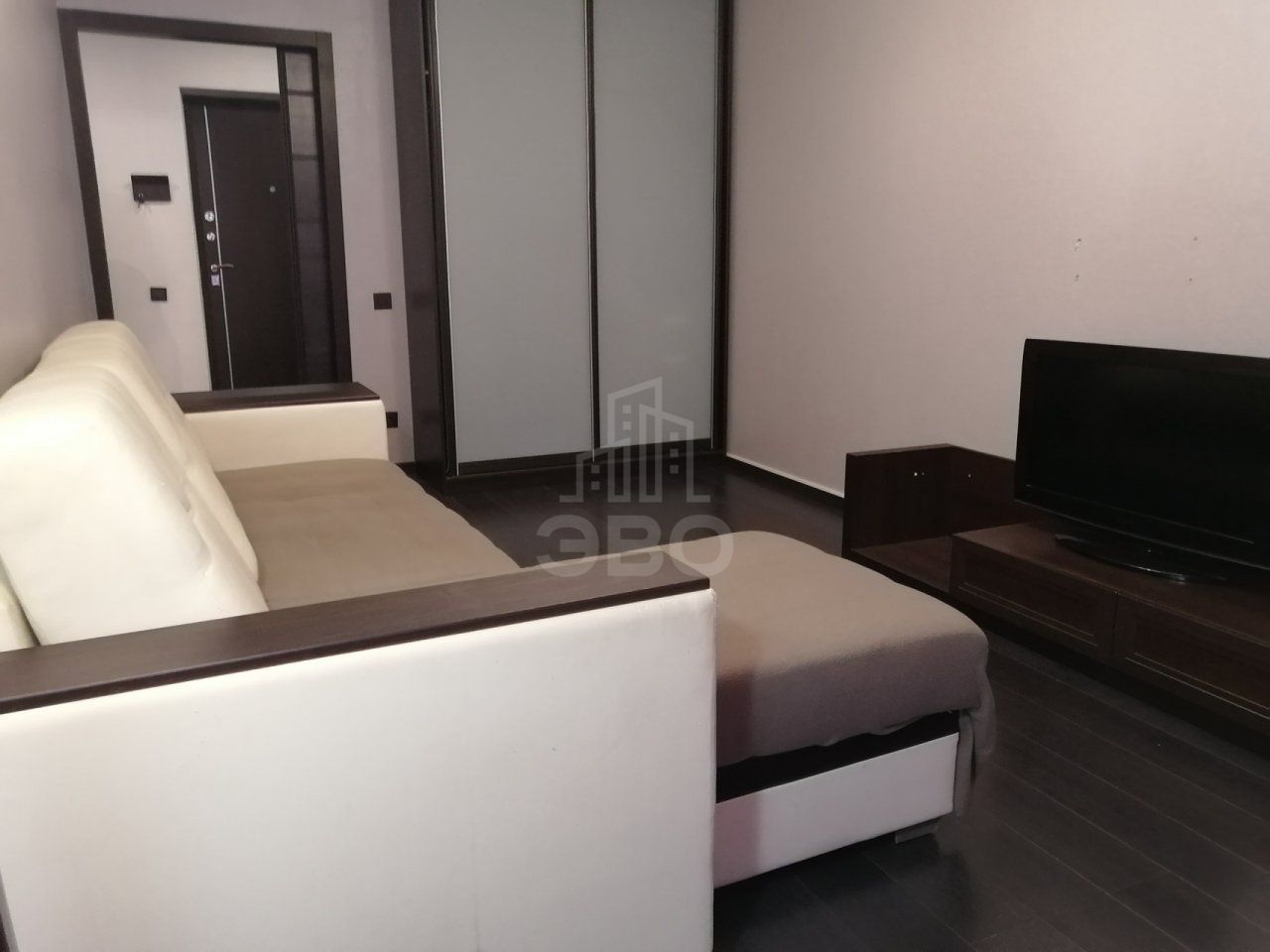 однокомнатная квартира в Санкт-Петербурге по адресу: Смоленская ул., 11, к 2