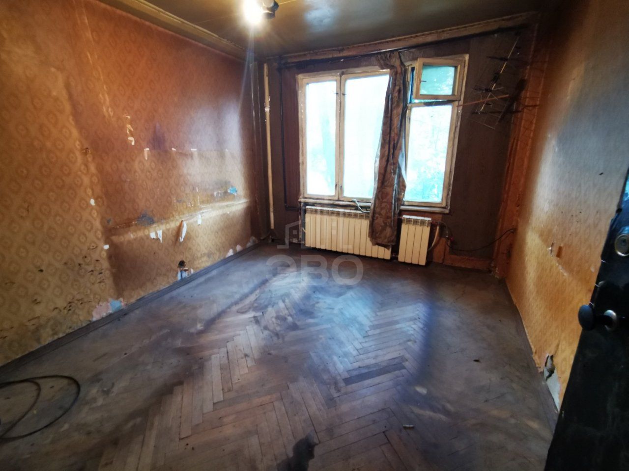 трехкомнатная квартира в Санкт-Петербурге по адресу: Рабфаковский 2-й пер., 3