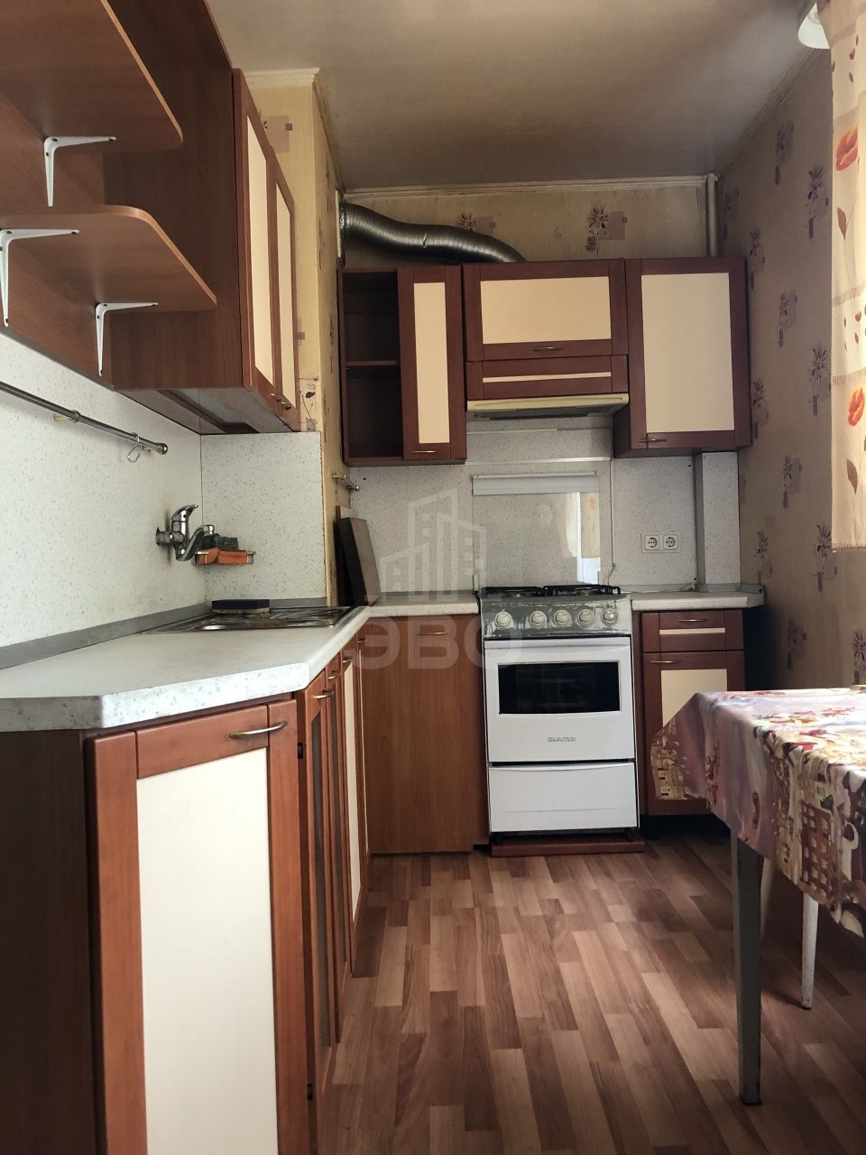 трехкомнатная квартира в Санкт-Петербурге по адресу: Ярослава Гашека ул., 4, к 1