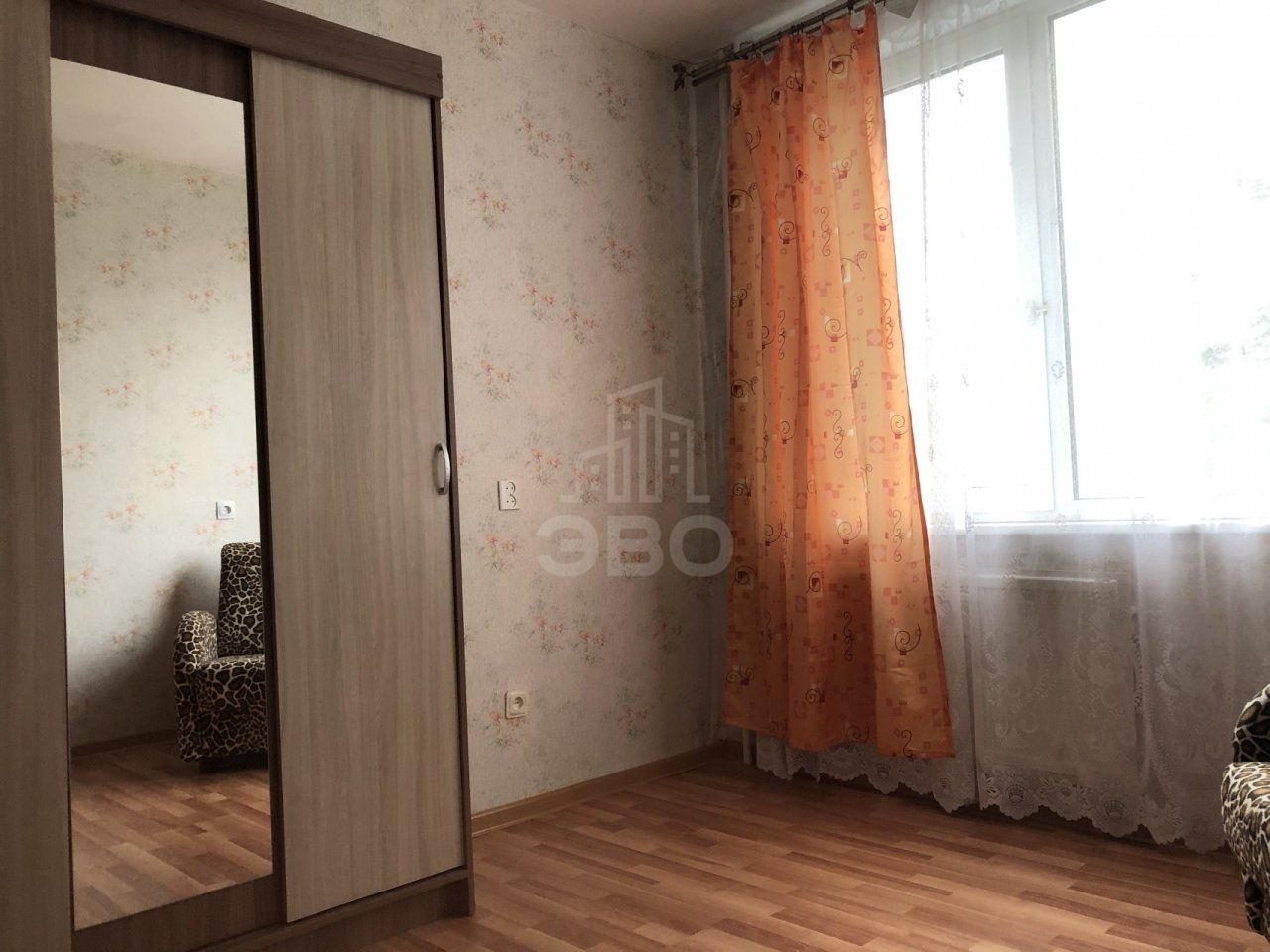 трехкомнатная квартира в Санкт-Петербурге по адресу: Ярослава Гашека ул., 4, к 1