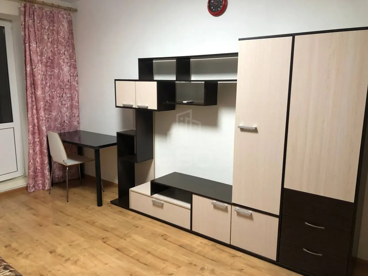 однокомнатная квартира в Санкт-Петербурге по адресу: Славянская ул., 26, к стр 1