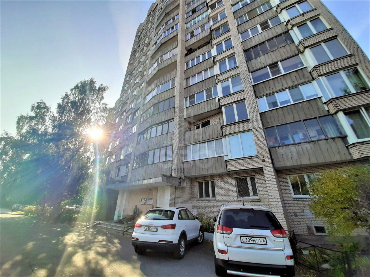 однокомнатная квартира в Санкт-Петербурге по адресу: Демьяна Бедного ул., 14, к 1