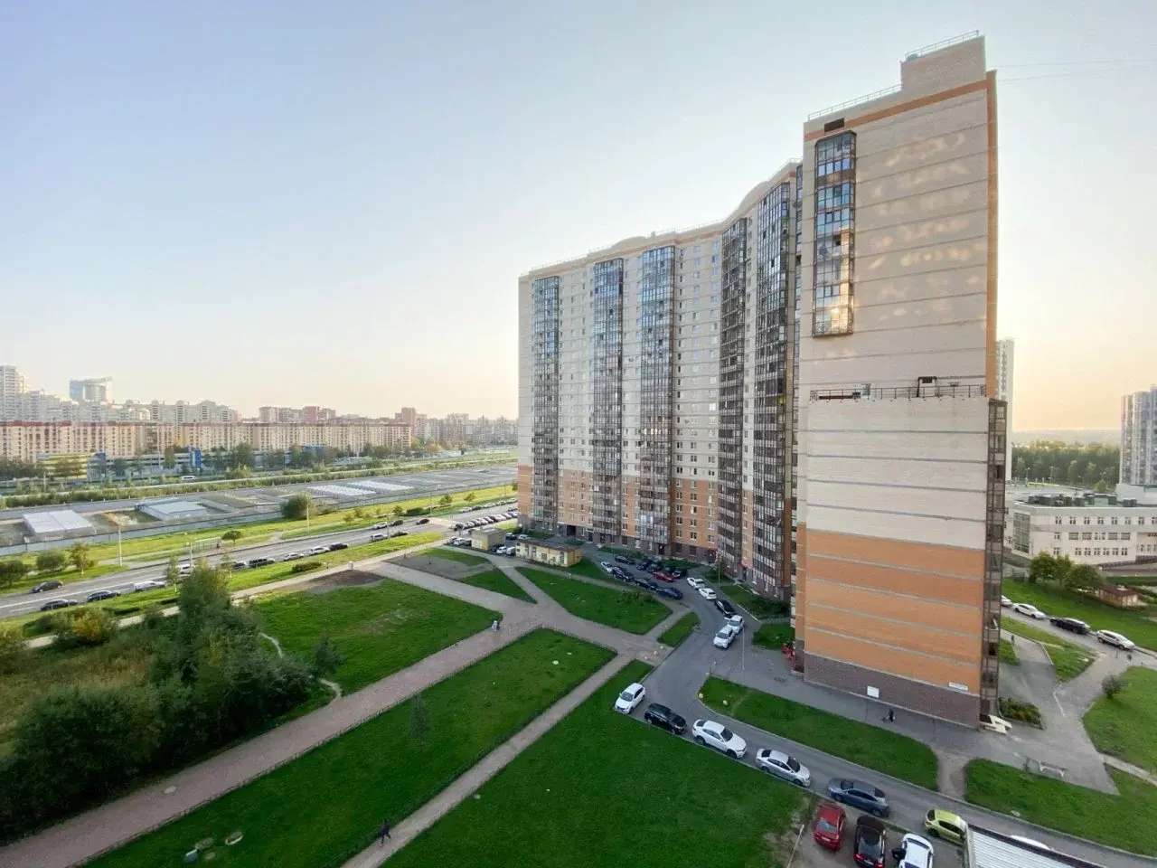 однокомнатная квартира в Санкт-Петербурге по адресу: Мебельная ул., 35, к 2