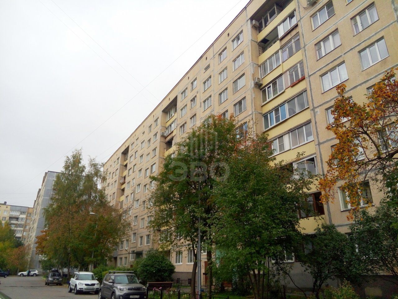 трехкомнатная квартира в Санкт-Петербурге по адресу: Коммуны ул., 26, к 4