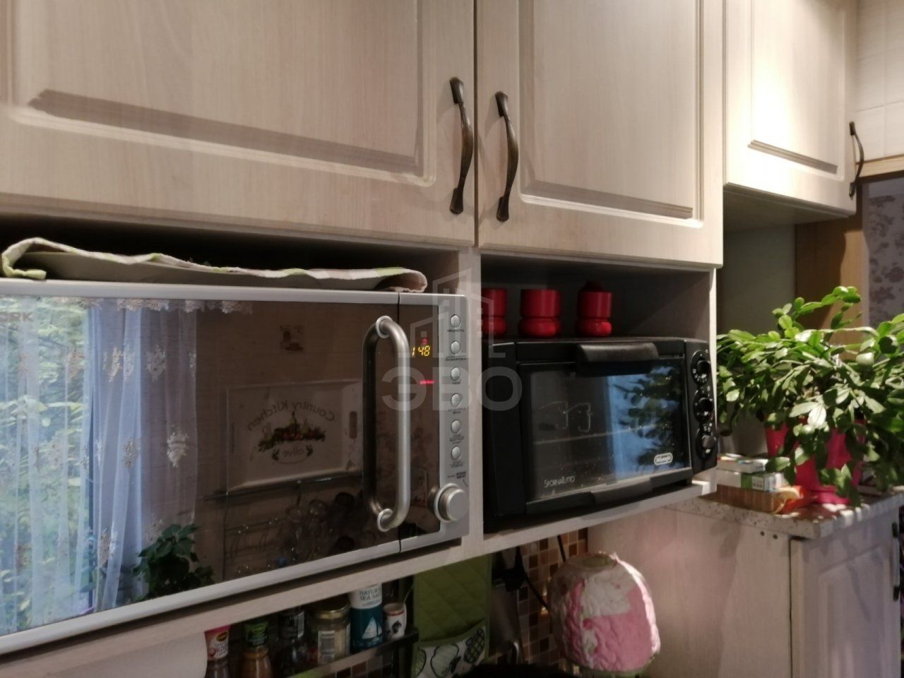 трехкомнатная квартира в Санкт-Петербурге по адресу: Подводника Кузьмина ул., 56