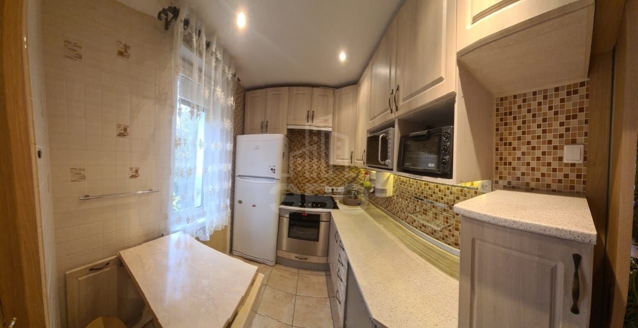 трехкомнатная квартира в Санкт-Петербурге по адресу: Подводника Кузьмина ул., 56