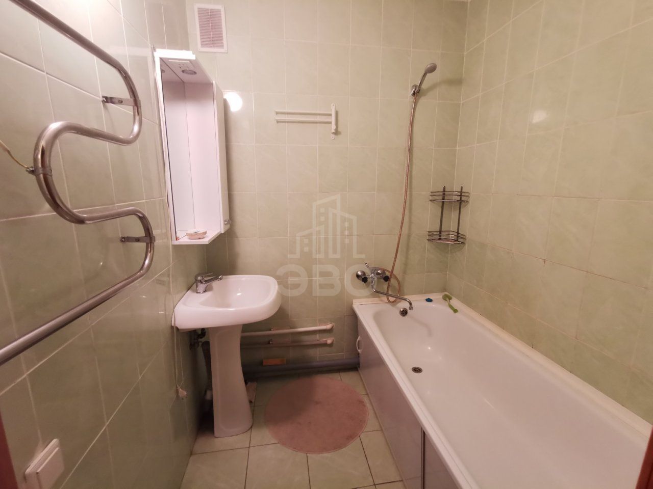 двухкомнатная квартира в Санкт-Петербурге по адресу: Ростовская  ул., 4, к 6