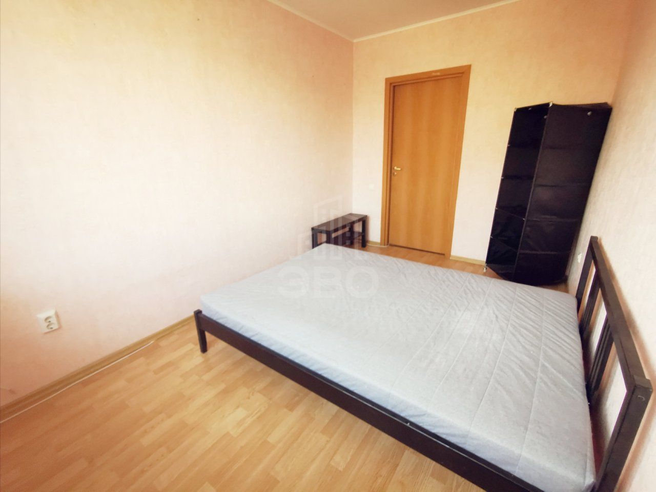 двухкомнатная квартира в Санкт-Петербурге по адресу: Ростовская  ул., 4, к 6