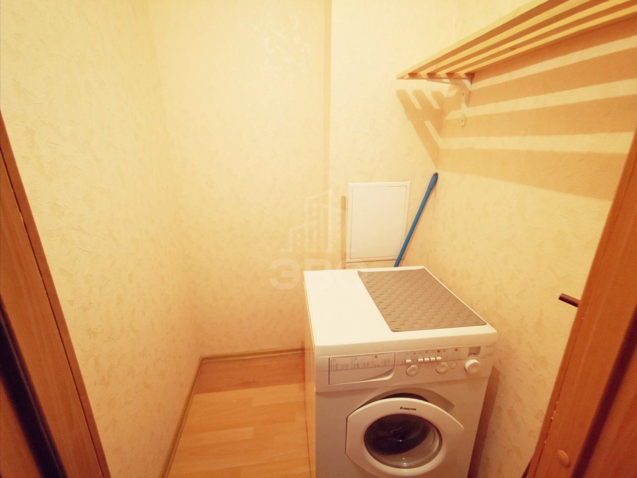 двухкомнатная квартира в Санкт-Петербурге по адресу: Ростовская  ул., 4, к 6