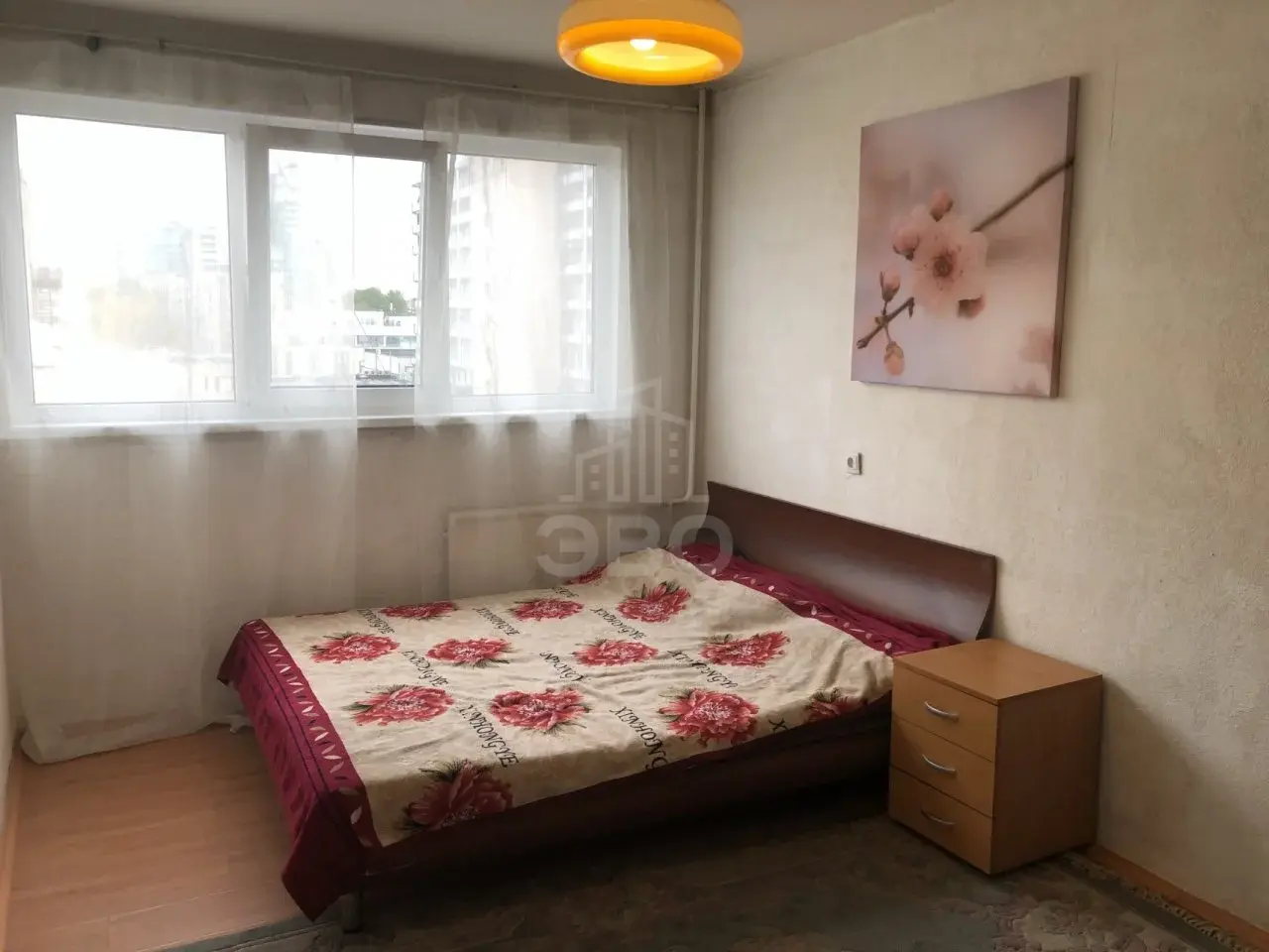 трехкомнатная квартира в Санкт-Петербурге по адресу: Наличная ул., 49