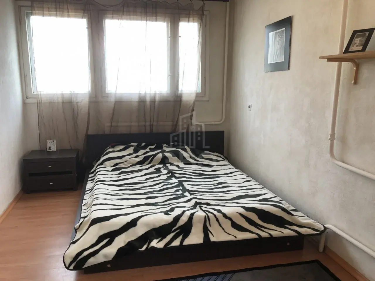 трехкомнатная квартира в Санкт-Петербурге по адресу: Наличная ул., 49