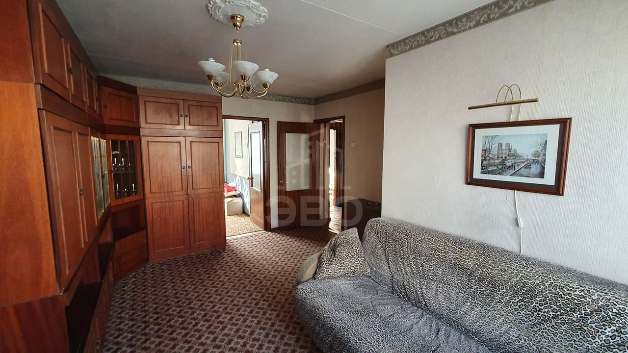 трехкомнатная квартира в Санкт-Петербурге по адресу: Народного Ополчения проспект, 53