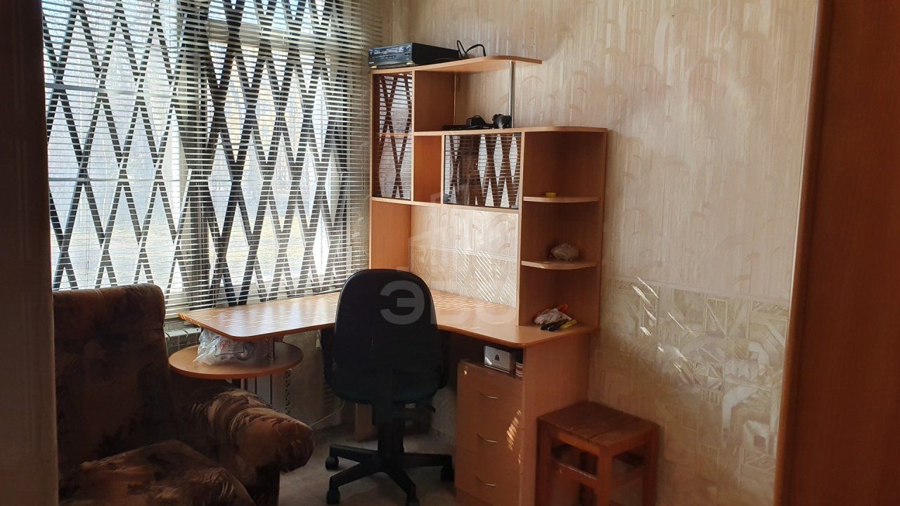 трехкомнатная квартира в Санкт-Петербурге по адресу: Народного Ополчения проспект, 53